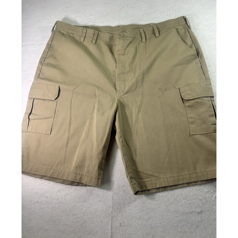 Red Kap Khaki Cargo Work Shorts Men's 44x11 Six Pockets Flat Front NWOT